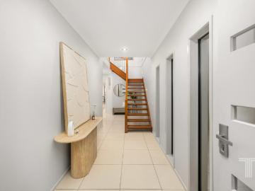 For Rent 5 Bedroom House Upper Mount Gravatt QLD DS102858253