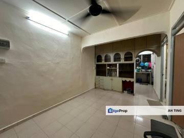 Flat Taman Ungku Tun Aminah
