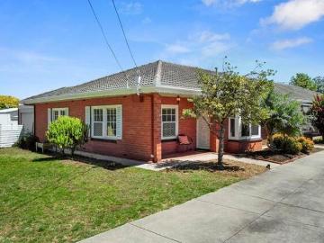 Front Homette in Beachside Location