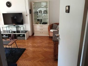 Freundliche Balkonwohnung mit Zwei Zimmern und Wohnküche...