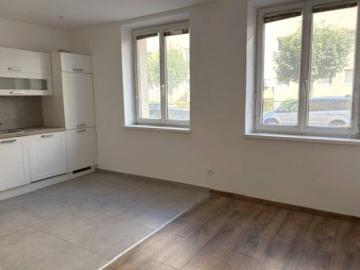 Freundliche, hübsche 2 Zimmerwohnung, ruhig, Nähe Klinik...