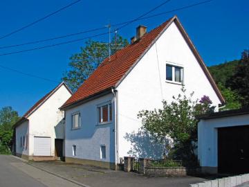 Freistehendes Haus Stadtrand ruhig Nebengeb. Garage...