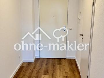 Frisch saniert: 1 Zi Apartment mit Südbalkon & neuer EBK...