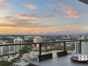 Fully Furnished & Equipped 2 Bedroom Apartment with Views