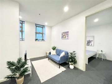 Furnished 2 bedroom at the Heart of CBD!