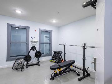 Furnished Apartment in Regina | Flexible Lease |...