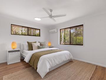 FURNISHED STUDIO UNITS WITH A POOL QUIET BRACKEN RIDGE...