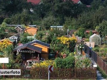 Gartenhaus mit Garage
