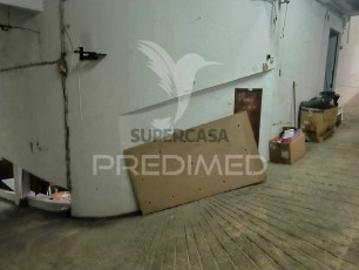 Garagem em Santa Marinha