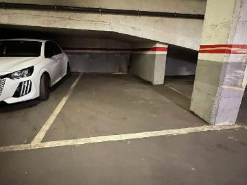 Garaje en venta en calle De Girona, Granollers, de 13 m²...