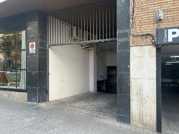 Garaje en venta en calle De L'encarnació, Barcelona,...