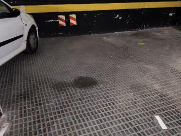 Garaje en venta en calle De Roger de Flor, Barcelona, de...