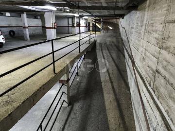 Garaje en venta en calle Del Virrei Avilés, Vic, de 160...