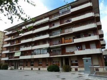 Garaje en venta en avenida De Roma, Manlleu, de 19 m²...