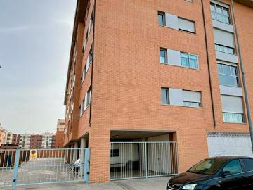 Garaje en venta en Ávila