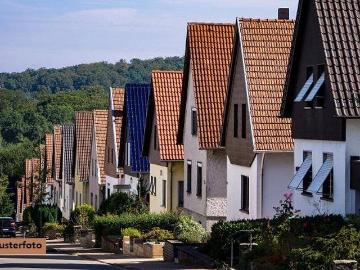 Gemütliches Zuhause mit viel Potenzial Doppelhaushälfte...