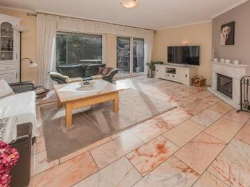 gepfl. EFH mit Einliegerwohnung / Büro in bester Lage...