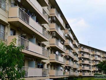 Gepflegte 3 Zimmer Wohnung auf 63 m² mit offener Küche