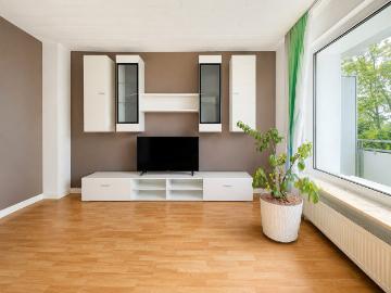 Gepflegte 3 Zimmer Wohnung mit Balkon