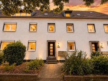 GEPFLEGTE 2 ZIMMER WOHNUNG IN GEFRAGTER KREFELDER LAGE...
