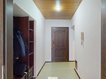 Gepflegte 4 Zimmer Wohnung Für Familien in Lambach...