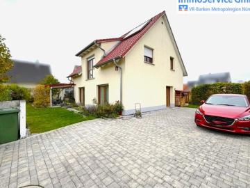 Gepflegtes Einfamilienhaus mit Garten und großer...