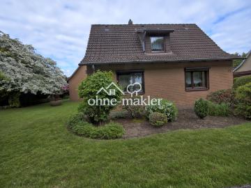 Gepflegtes Einfamilienhaus mit Nebengebäuden & großem...