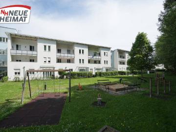 GERÄUMIGE 2 ZIMMER BALKONWOHNUNG MIT CARPORT IN SCHÖNER...