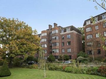 Girton House, Manor Fields, 3 Bedroom Flat