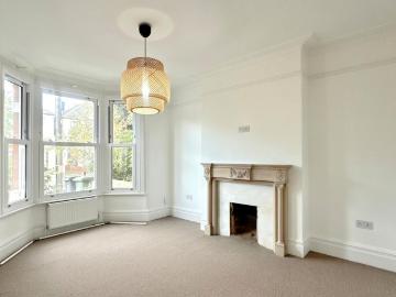 Girton Road, London, SE26 3 bed house to rent £2,600 pcm...
