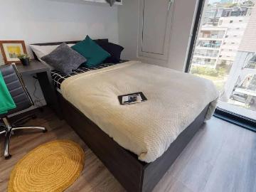 GoBritanya IQ Aldgate Residence, London Has an Apartment