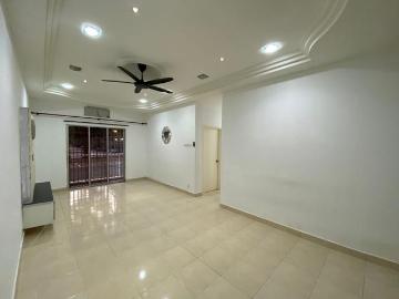 Pangsapuri Kristal Heights Seksyen 7 Gated Guarded Community