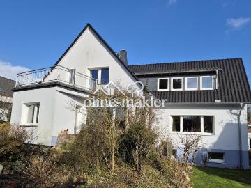 Großes Einfamilienhaus mit Einliegerwohnung in Groß...