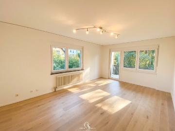 Großzügige 3 Zimmer Wohnung mit Balkon & Loggia in...