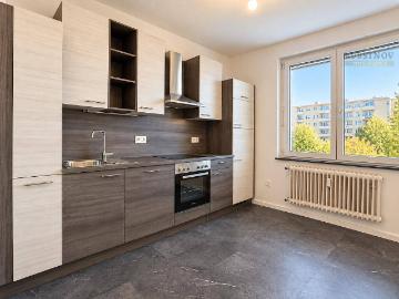 Großzügige Balkonwohnung mit Traumsicht! #LKH Nähe #Lift...