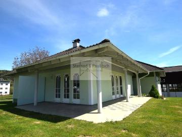 Großzügiger Bungalow mit Sonnenterrasse |riesiger Garage...