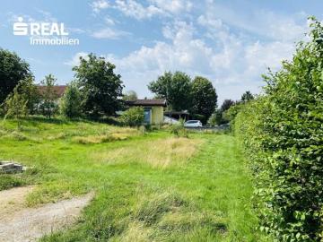 Großzügiges 710 m² Grundstück