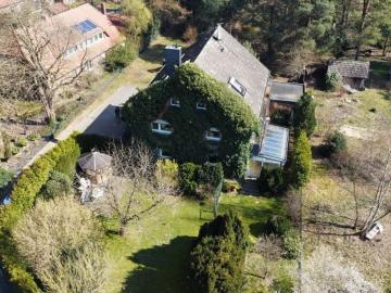 Großzügiges Mehrfamilienhaus mit drei Wohneinheiten in...