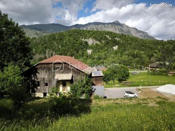 Grange 11 pièces 245 m²