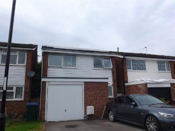 Grasscroft Drive, Cheylesmore. 4 bed detached house to...