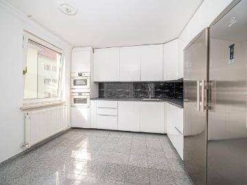 Gut geschnittene 3 Zimmerwohnung in Zentrumsnähe von Hall
