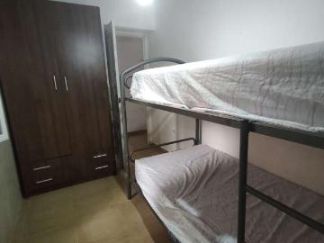 Habitación en piso compartido en alquiler en Barrio...