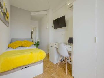 Habitación en piso compartido en alquiler en Estrella,...