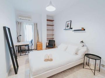 Habitación en piso compartido en alquiler en Niño Jesús,...