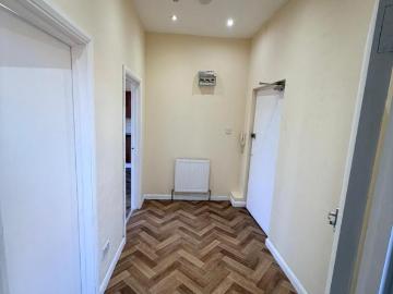 Harold Road, London E13 1 bed flat to rent £1,800 pcm...
