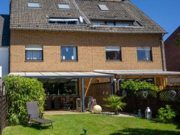 Haus im Haus in Moers Asberg – 4 Zimmer Maisonette mit...