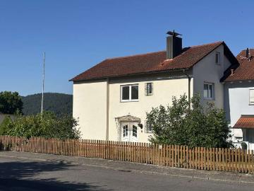 Haus zum Kaufen in Klingenberg am Main Röllfeld...