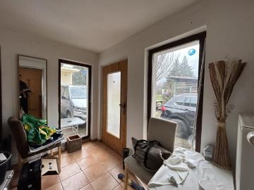 Haus 4 Zimmer, 2 Badezimmer und 100m² Garten in 1230...