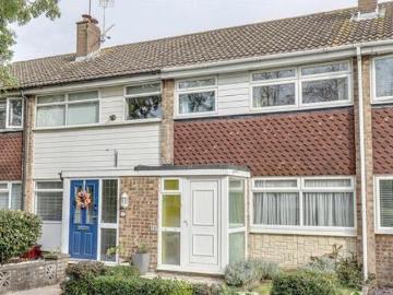 Heather Close, Pilgrims Hatch, 3 Bedroom Terraced