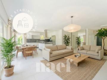 Helle 5,5 Zimmer Familienvilla mit mehreren...